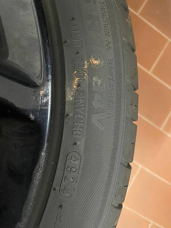 Pneumatici & Ruote complete: Cerchi e gomme per Ford Ka – Usato da Caslano venduto da iguidice01 3