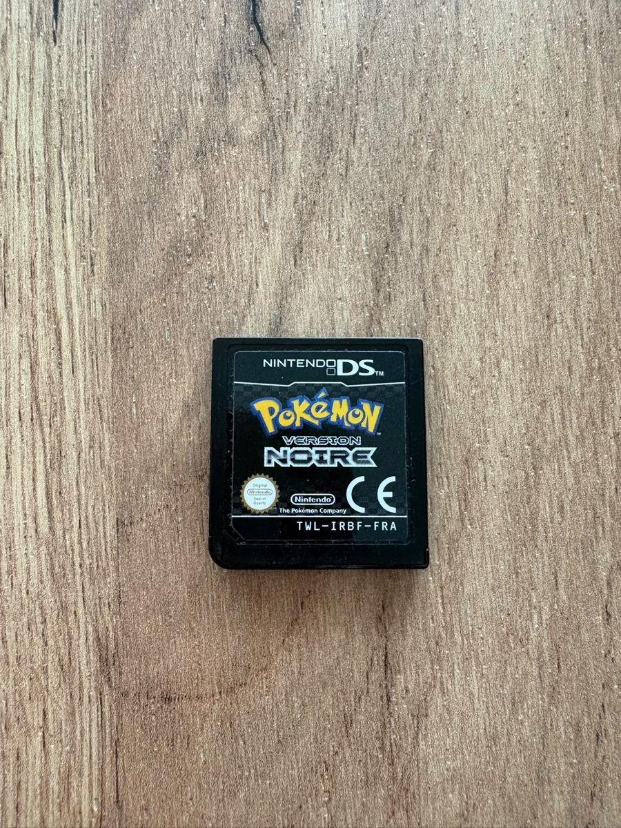 Pokémon Spiele: Jeu DS Pokémon Version Noire – Gebraucht aus Châtelaine von la-bonne-occase