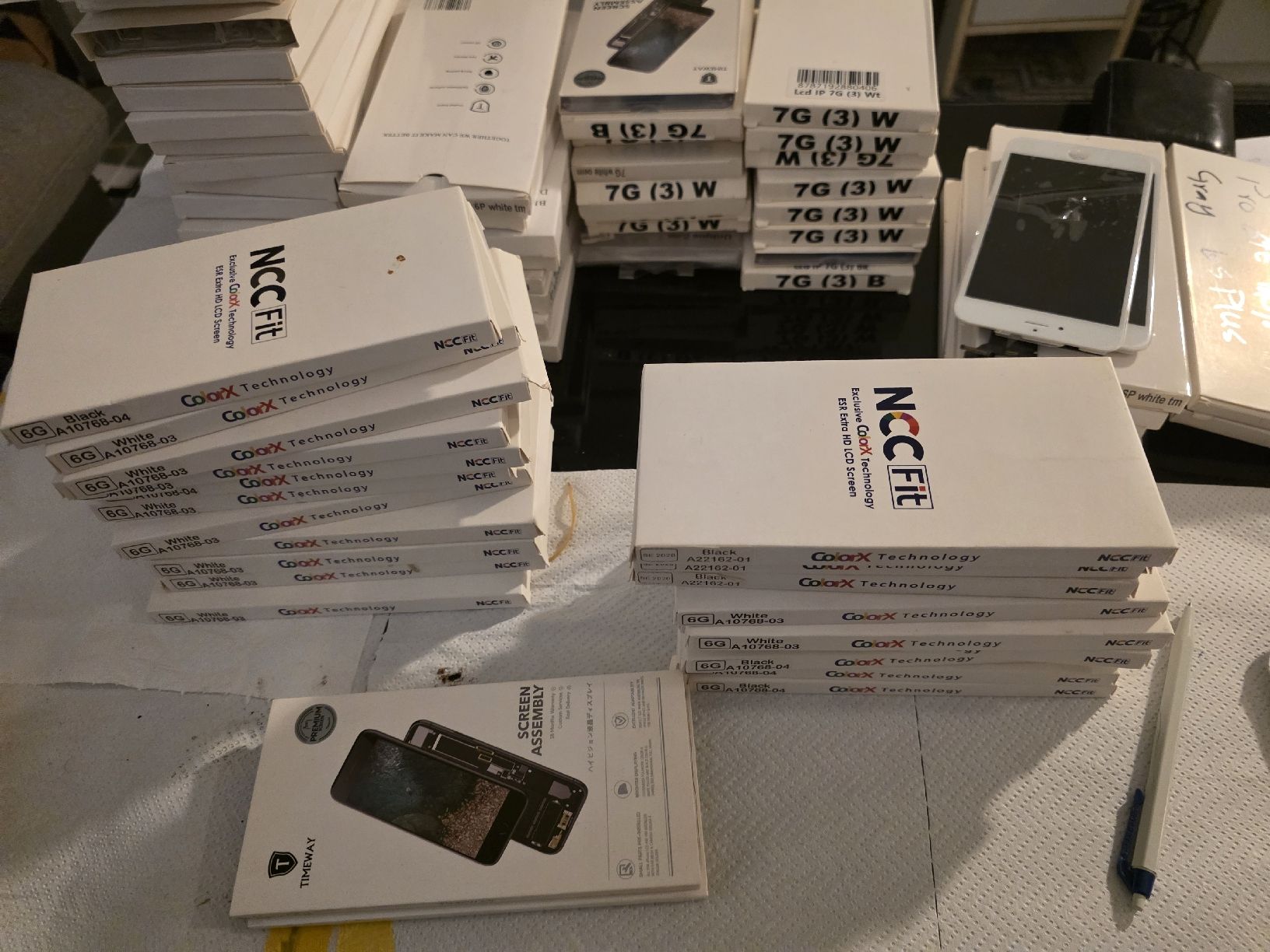 Apple Telefoni cellulari / Smartphones: Smartphone Display Ersatzteile Sortiment diverse Modelle – Nuovo e nell'imballaggio originale da Zürich venduto da EsraAFG
