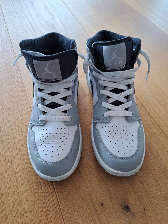 Nike Jordan 1 mid Sneaker (Gebraucht) in Küssnacht am Rigi für CHF 69 ...