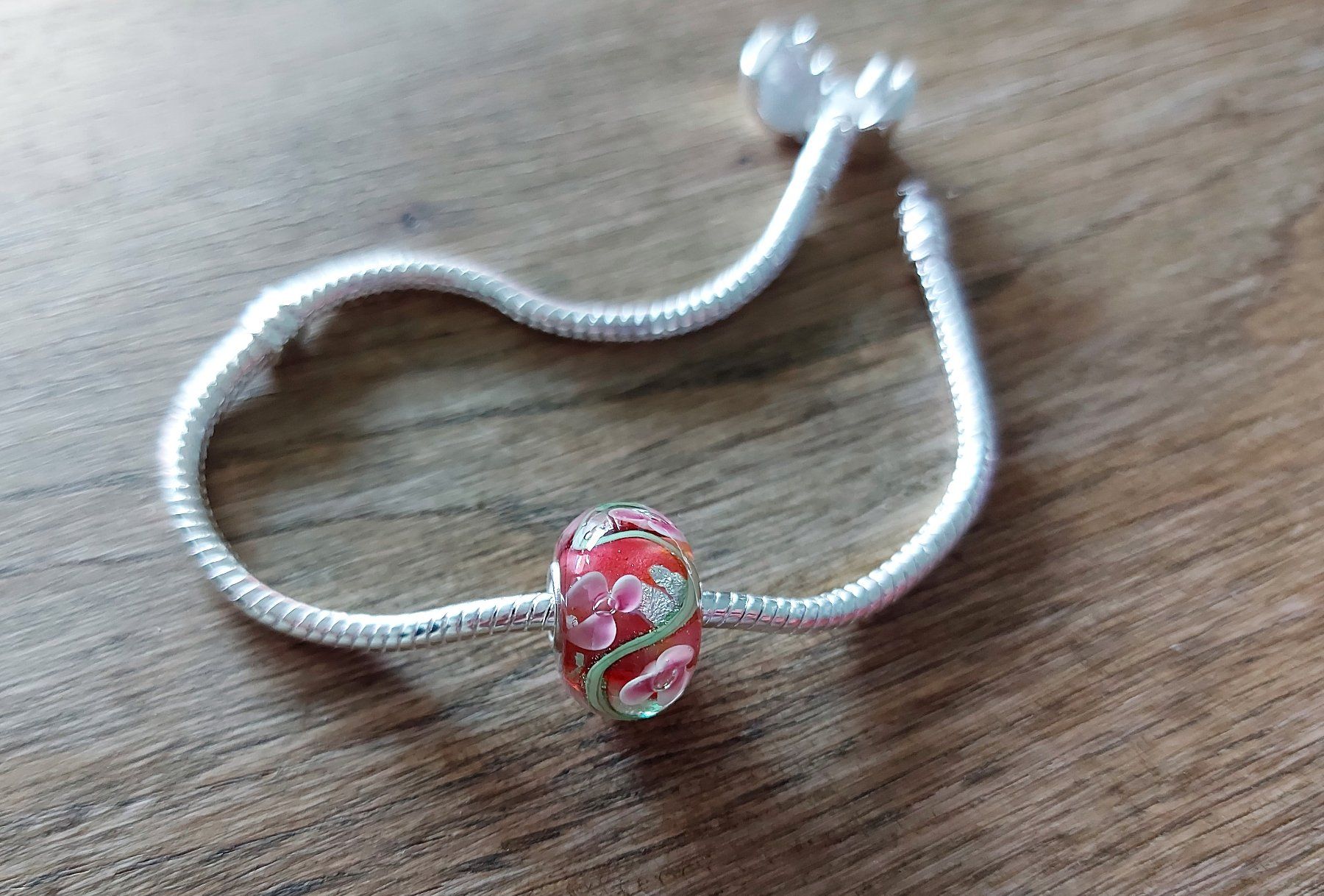 Perle (finte): Lampwork Glasperle mit Blumen Glas bead – Nuovo (secondo la descrizione) da Langenthal venduto da flowersNbirds 2