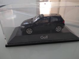 VW Golf Modellauto