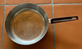 Bratpfanne aus Eisen