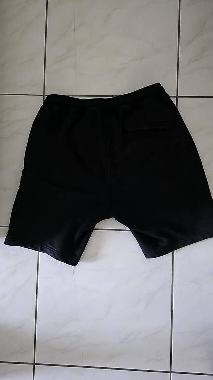 Pantalons:  STONE ISLAND Sweatshorts L – D'occasion à Chur par Jany88 1