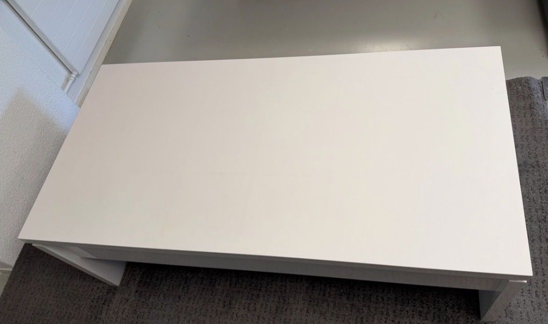 Ikea Tische: White lift-top coffee table, IKEA  – Gebraucht aus Dübendorf von dom_kpm8 1