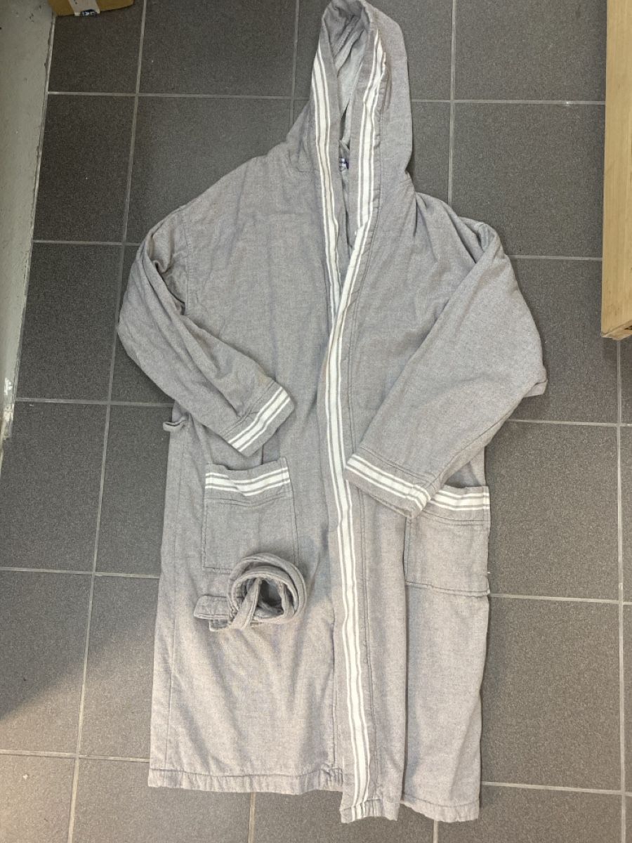 Accappatoi: Bademantel Grösse L/XL – Nuovo (secondo la descrizione) da Wettingen venduto da vpr_9gz6
