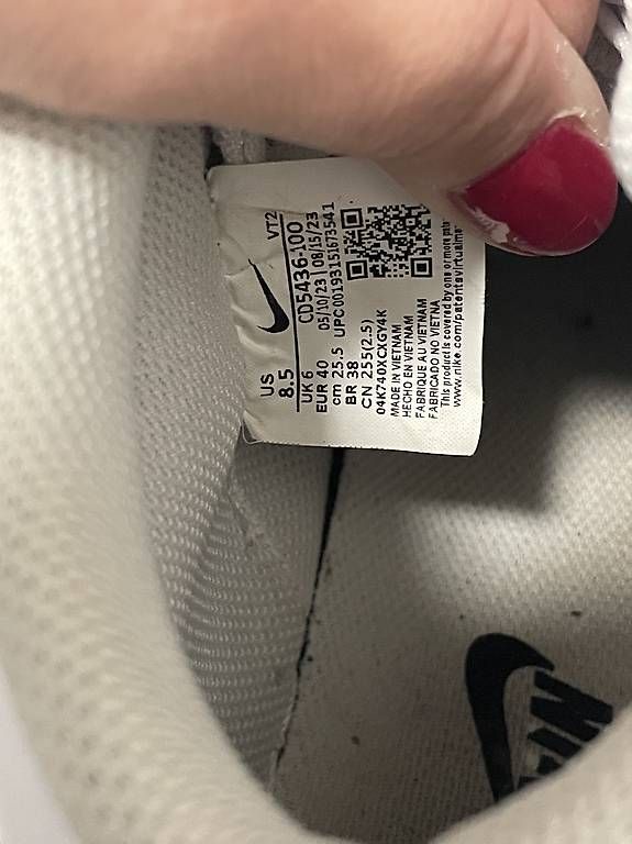 Scarpe da uomo: Nike schuhe – Usato da St. Gallen venduto da J3kiiisg 2