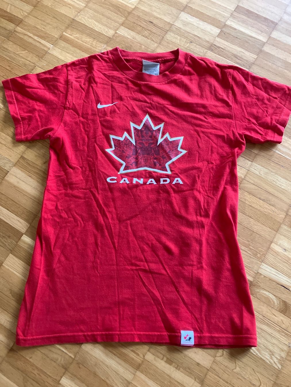 Nike T-shirt: Team Canada T-Shirt – Usato da Steffisburg venduto da muggenstutz31 2