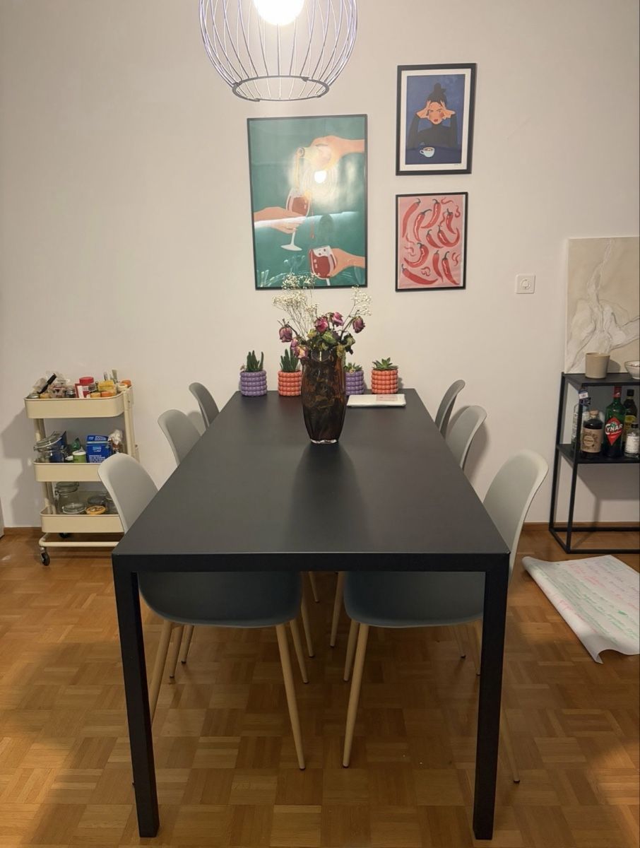 Tavoli: Robuster schwarzer Esstisch aus Metall – Usato da Zürich venduto da ste_28gp
