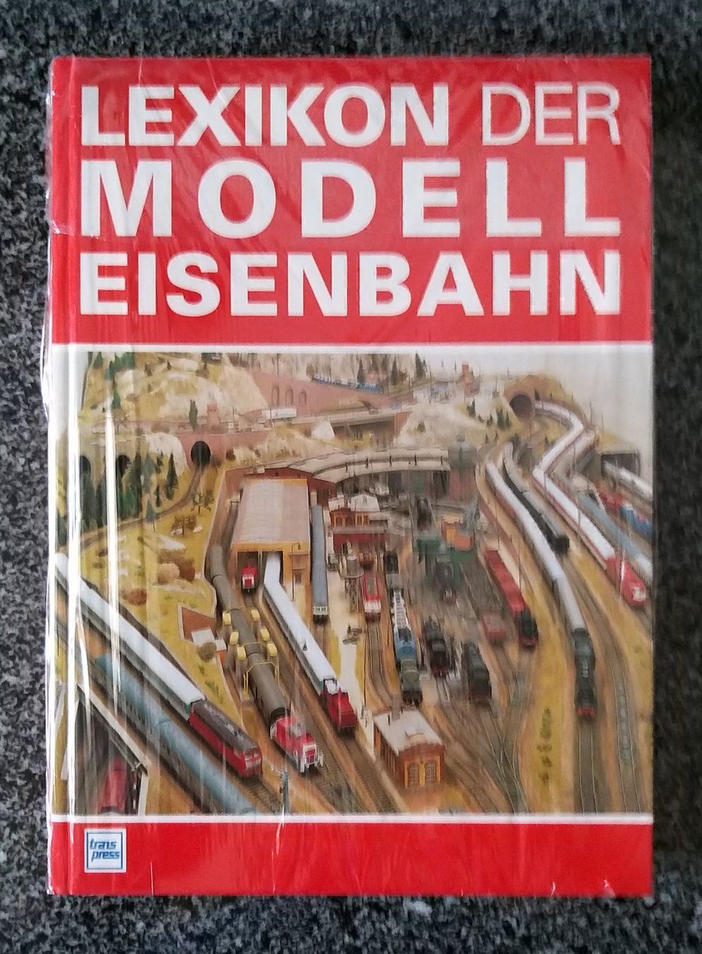 Libri: 2 Modelleisenbahn Bücher – Nuovo e nell'imballaggio originale da Rotkreuz venduto da MOBAHN-1zu87 1
