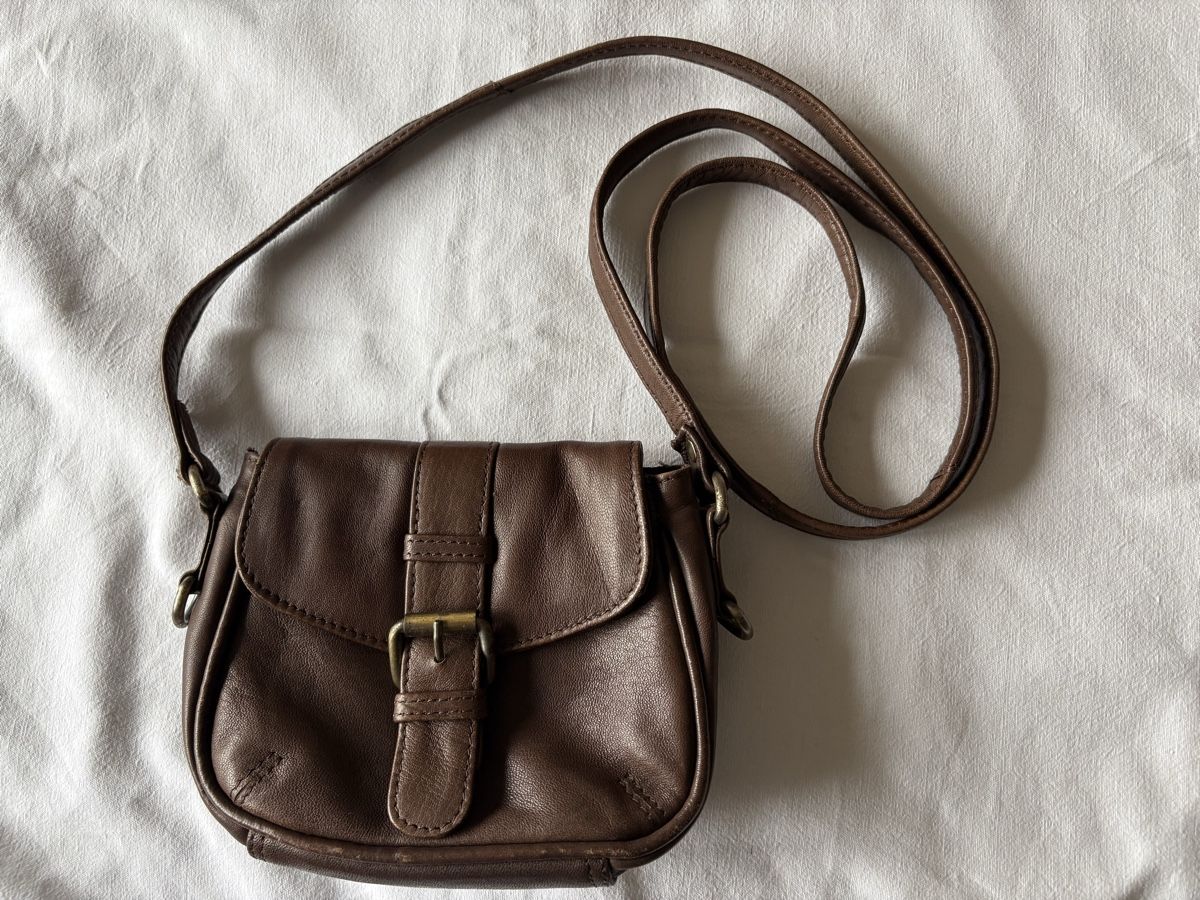 Borse da donna: kleine Ledertasche dunkelbraun – Usato da Baden venduto da jdif