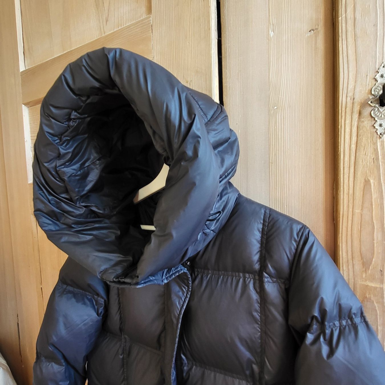 Cappotti: Super warmer Daunenmantel Gr. S – Usato da Tägertschi venduto da TheChange 5