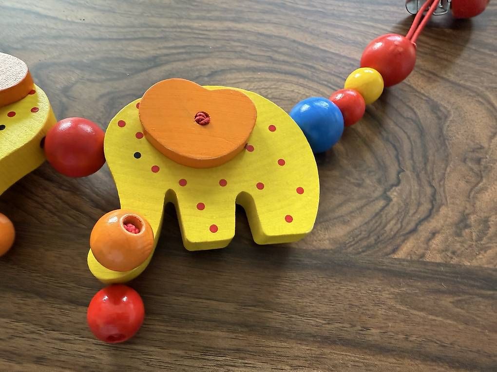Giocattoli: Kinderwagenkette Holz bunte Elefanten – Usato da Winterthur venduto da jgroeble 1