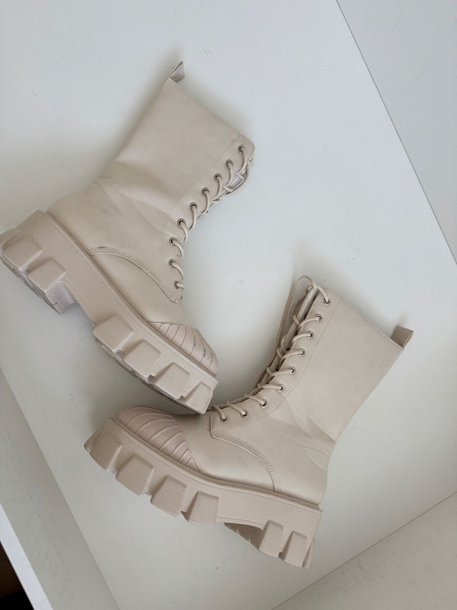 Scarpe da donna: Boots Beige Gr.  38 – Usato da Dübendorf venduto da RPU97 2