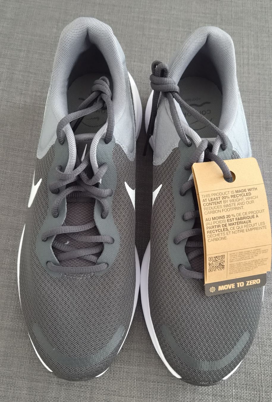 Nike Scarpe da uomo: NIKE SNEAKER  - NEU - GRÖSSE 46 - VERSAND MÖGLICH – Nuovo (secondo la descrizione) da St.Gallen venduto da TyphoonTT 2