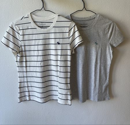 Abercrombie&Fitch Baby Tee T-shirt M
