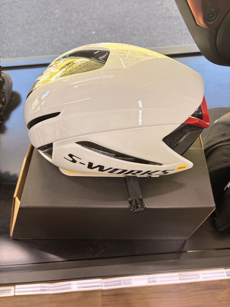 Specialized Caschi: S-Works Evade 4 – Nuovo e nell'imballaggio originale da Claro venduto da car_8wmv