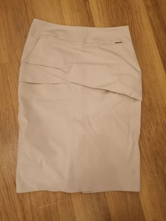 Eleganter Business-Rock, Gr. 36 / S / beige