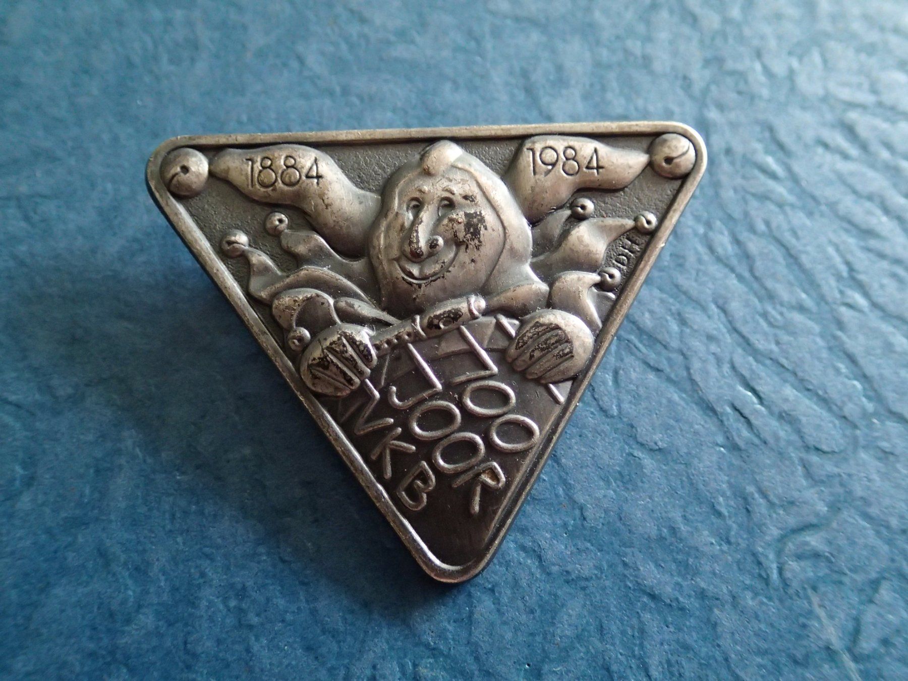 Basler Placchette & Badge: 100 Joor VKB  1984 – Usato da Allschwil venduto da Salus17