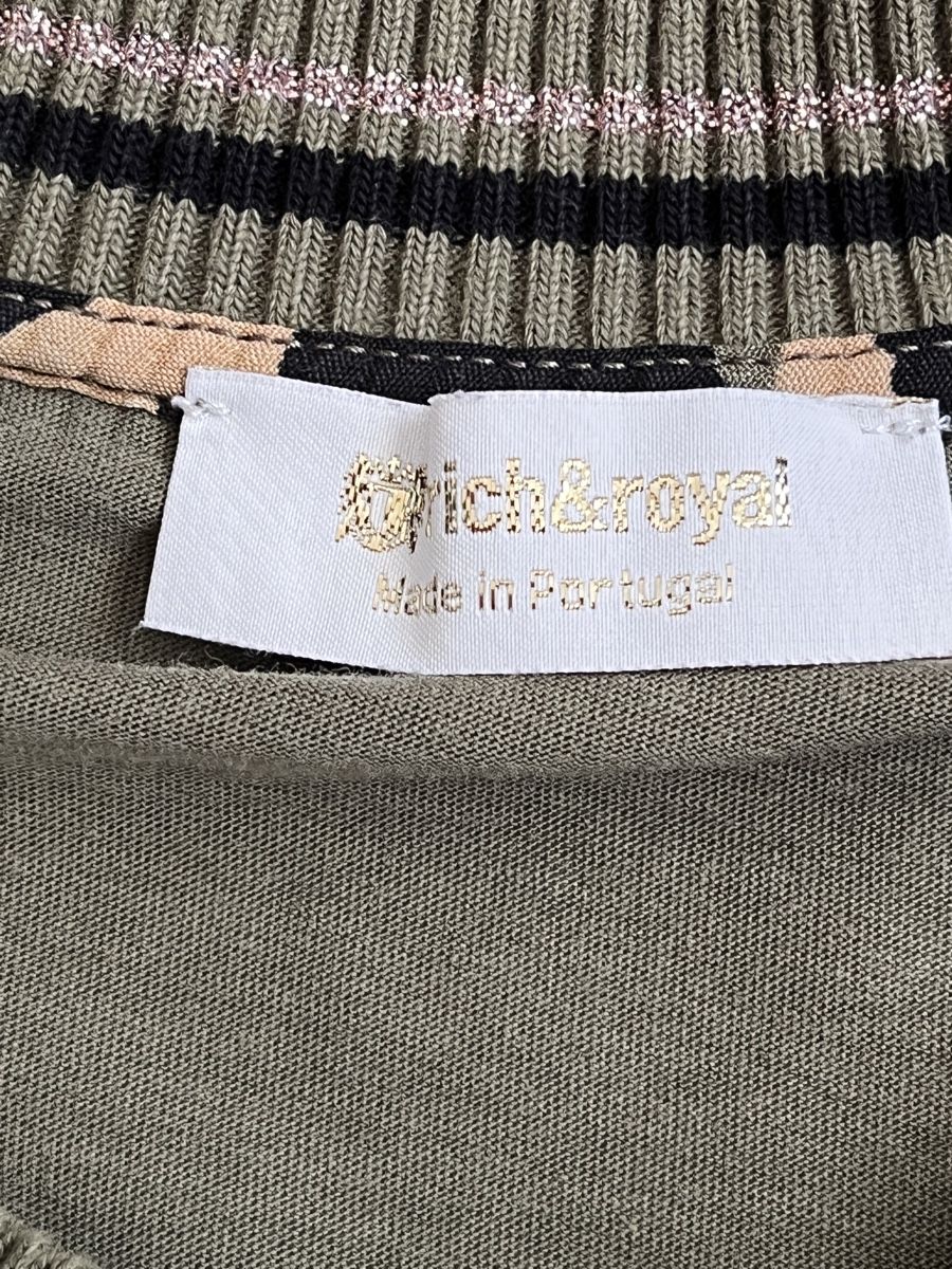 Rich & Royal T-shirt: Rich&Royal Shirt, Grösse S, Olive/Leopard – Usato da Zürich venduto da Kleanthy 2