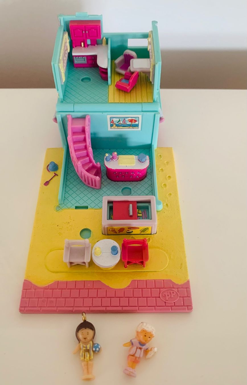 Polly Pocket Spielzeuge: A2: Polly Pocket Cafe House mit Figuren – Gebraucht aus Uster von myleens_vintage_toys 1