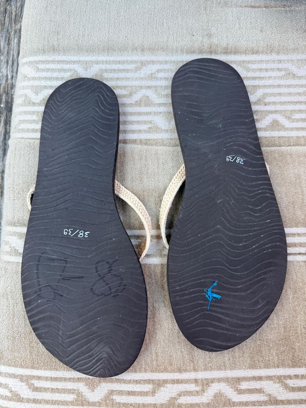 Damenschuhe: Flip-Flops – Gebraucht aus Flawil von Stella_3 4