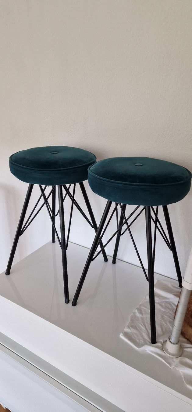 Hocker: 2er Set Barhocker, Petrol Samt – Gebraucht aus Zürich von Abrar123