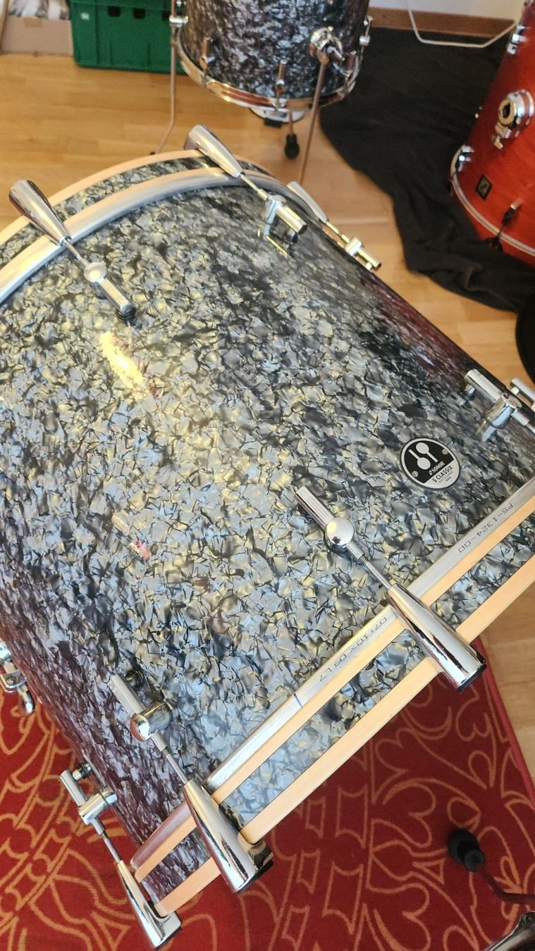Sonor Instruments de musique: SONOR SHELL SET S CLASSIX ROCK – D'occasion à Tüscherz-Alfermée par web_8nsr 2