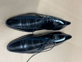 Paire de chaussures Charles Jourdan 41