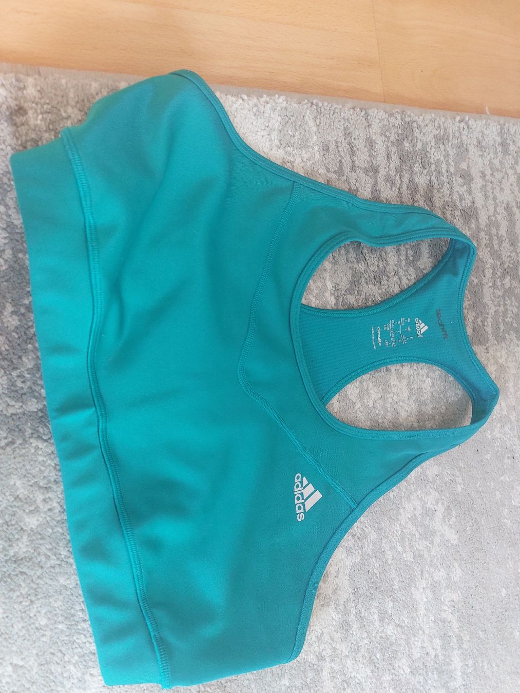 Adidas Top: Bustier Gr L adidas – Usato da Landquart venduto da Cedes 2
