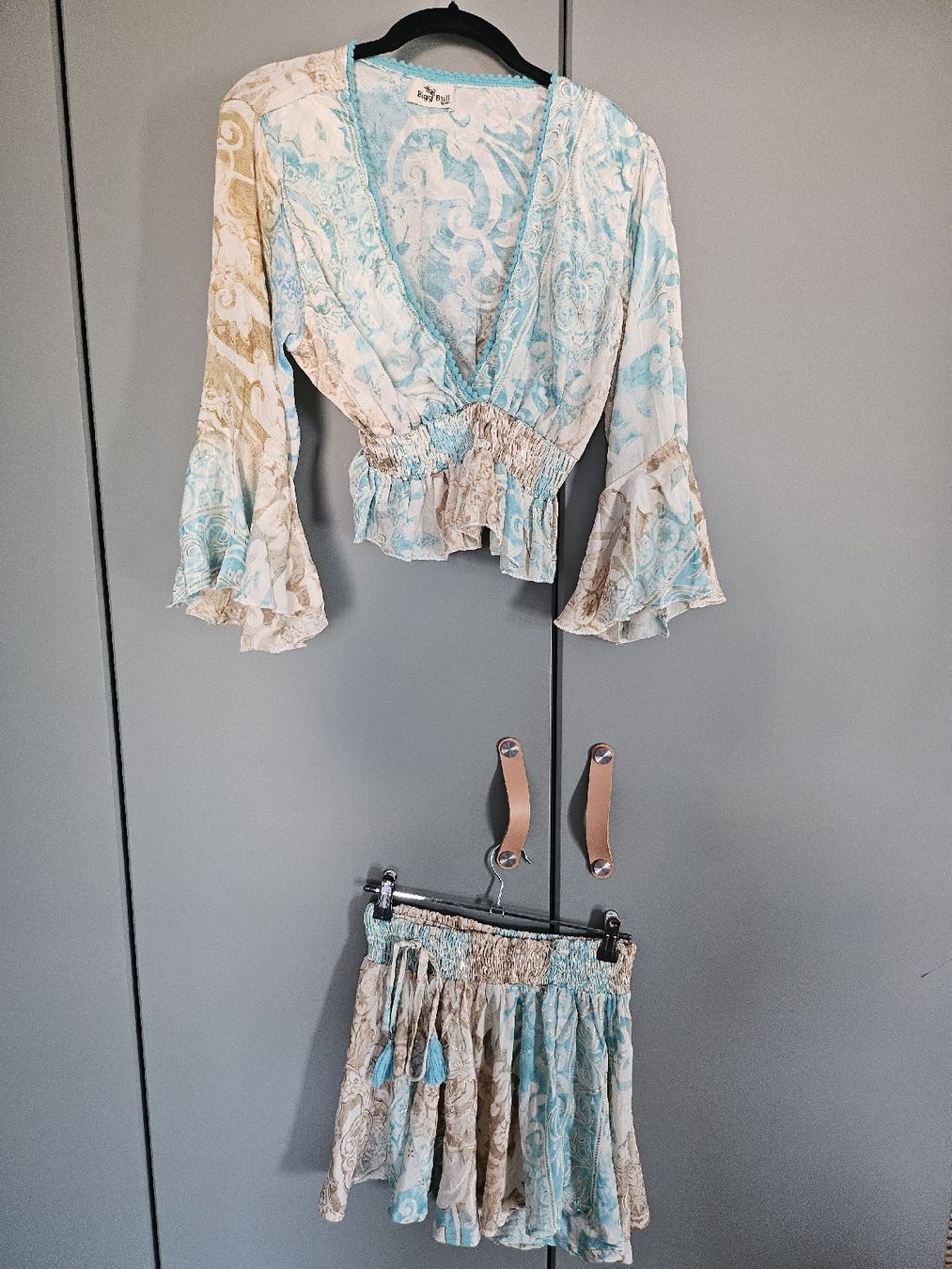 Lotti di vestiti: Ensemble neuf – Nuovo e nell'imballaggio originale da La Tour-de-Peilz venduto da mar_2r26