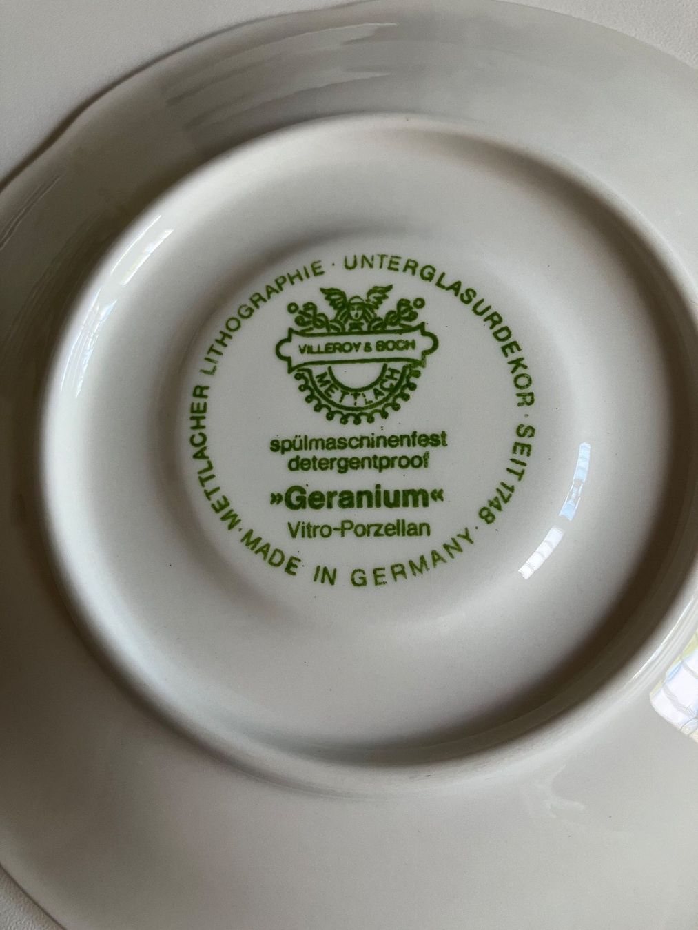 Villeroy & Boch Piatti: 2 Villeroy&Boch Geranium Kaffeeteller – Usato da Bättwil venduto da Profi44 1