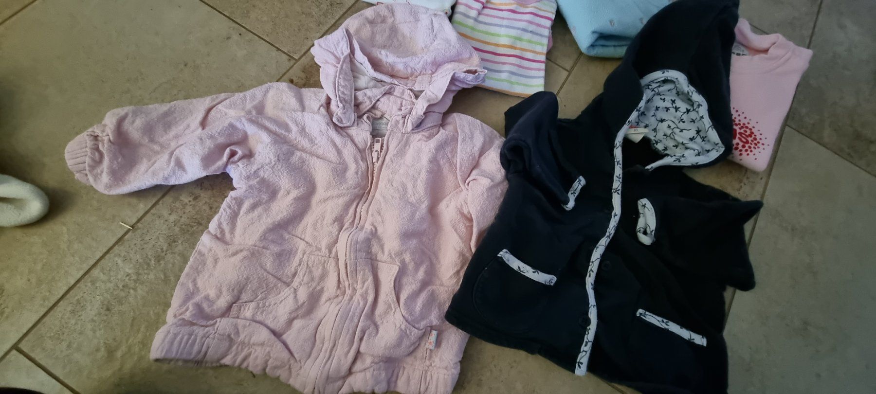 Ensembles coordonnés: Winterkleiderpaket gr.80 – D'occasion à Grossdietwil par GNOM313 3