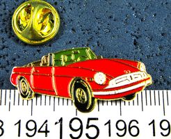 OLDTIMER CABRIO OFFEN ROT PIN GEPRÄGT 33mm VINTAGE