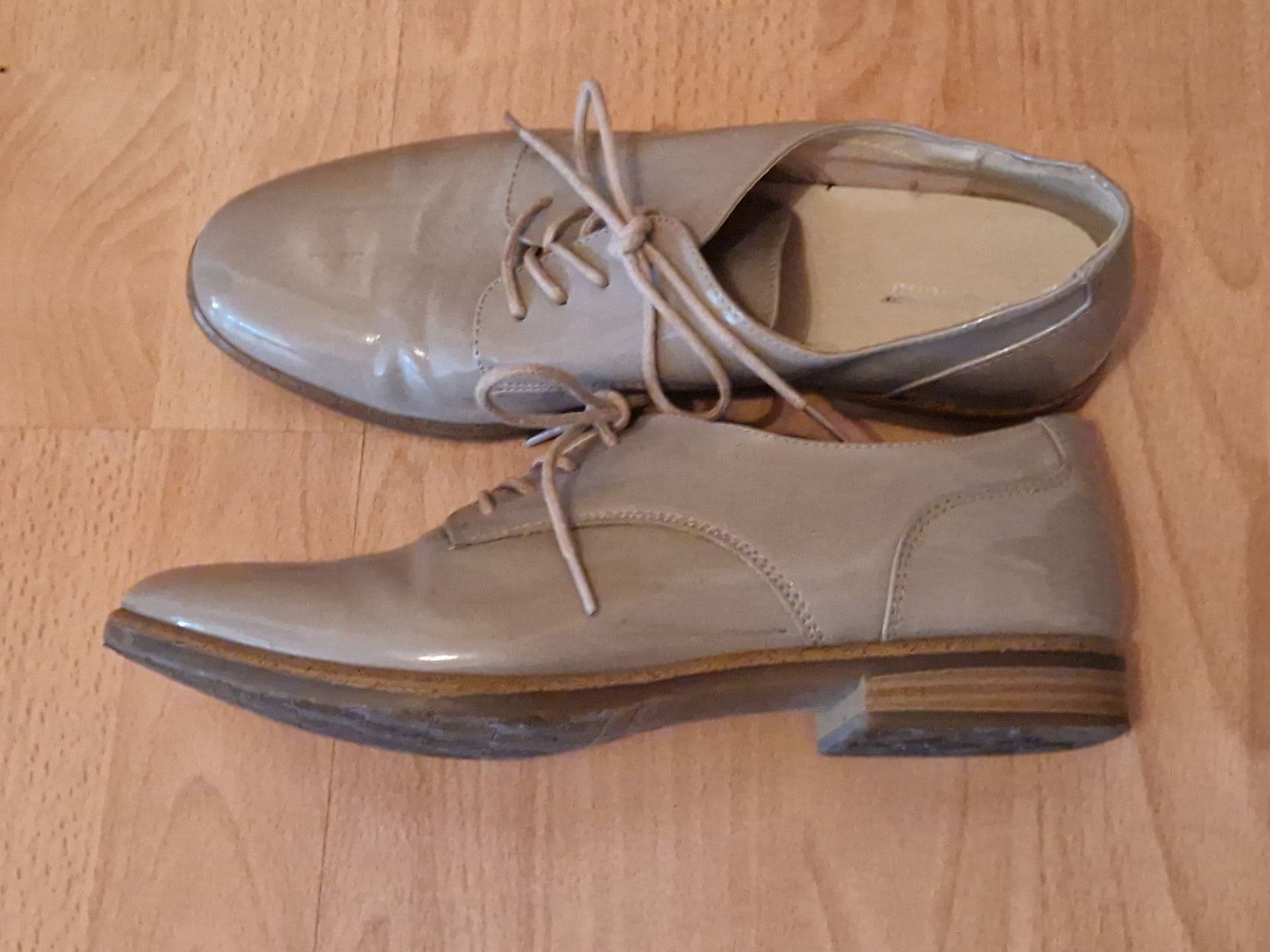 Graceland Chaussures femmes: Loafers Lack Beige Grösse 39 – D'occasion à Neuhausen am Rheinfall par Alchimista 4