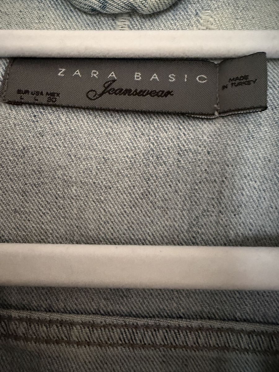 Zara Gilet & Giacche senza maniche: Jeansweste Zara Basic blau Used-Look – Usato da Büttikon AG venduto da jen_g5s9 7