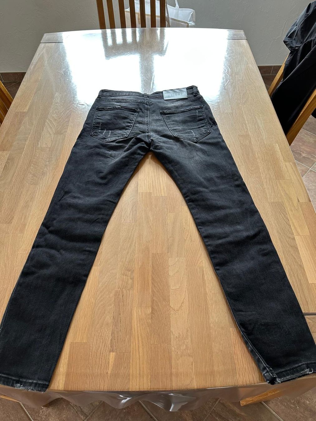 Icon Jeans: Jean noir délavé ICON 2 - Taille 31 – Nuovo (secondo la descrizione) da Vétroz venduto da enz_gr95 1