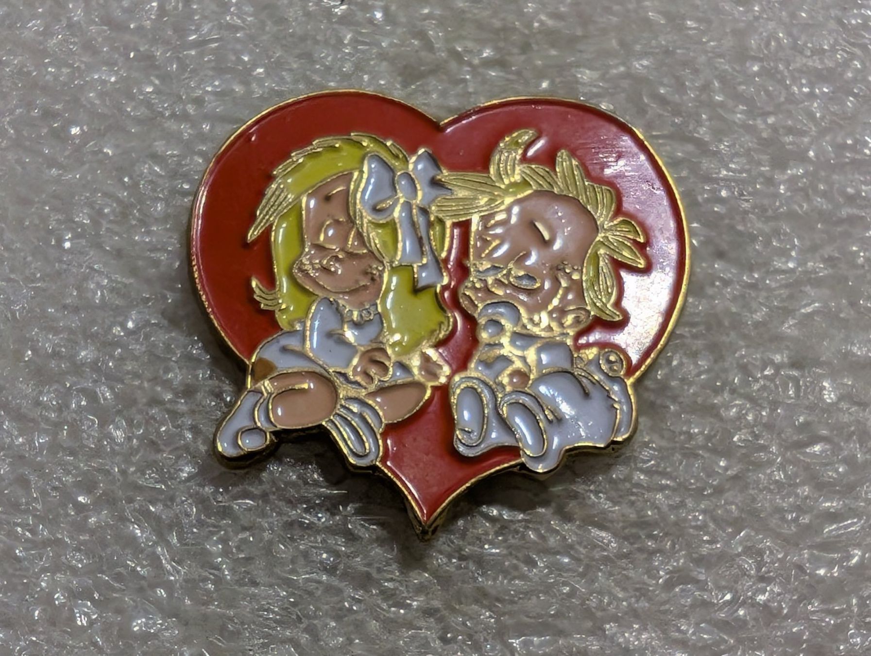 Placchette & Badge: Ansteckpin 104: Baby – Usato da Oppligen venduto da Pin-Fall-Shop