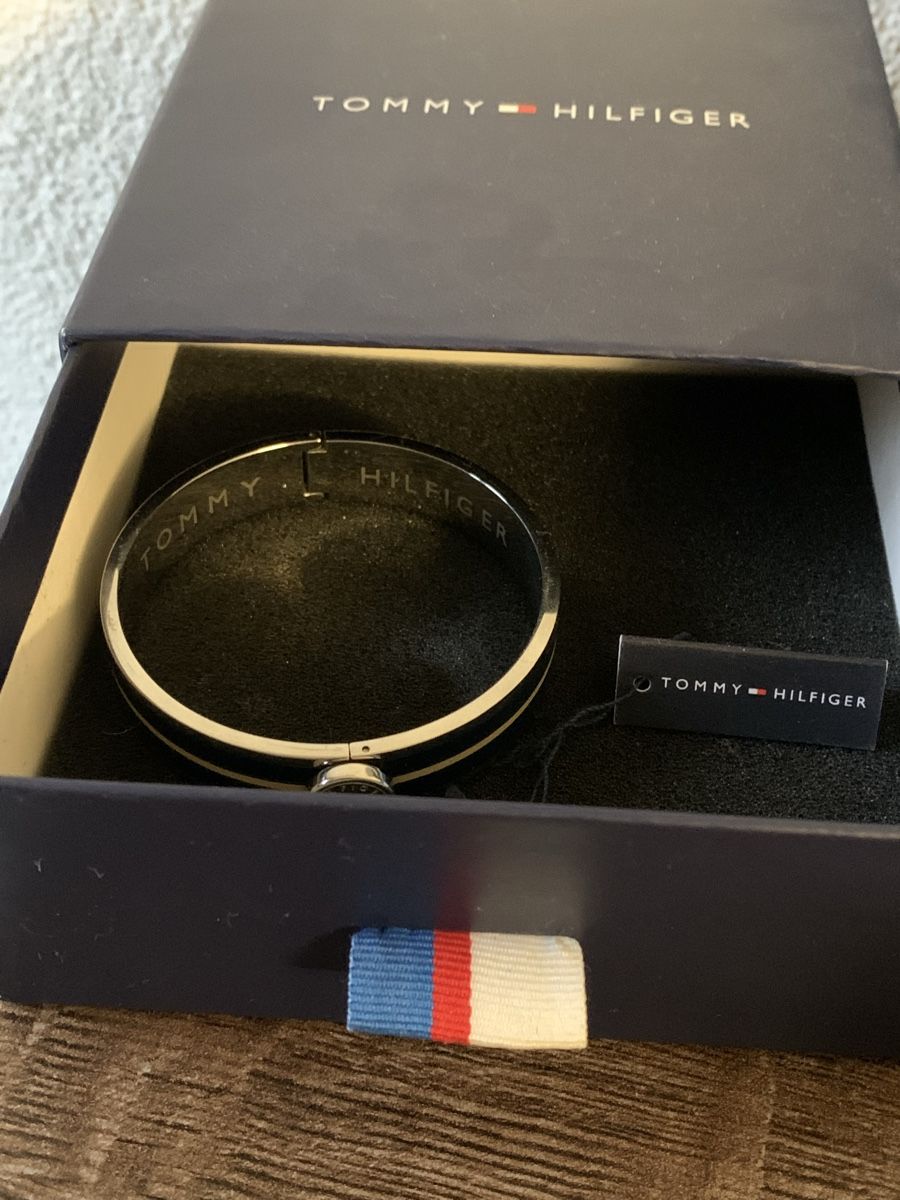 Tommy Hilfiger Bracciali & Braccialetti: Tommy Hilfiger Armreif Top, selten – Usato da Nunningen venduto da mochflo 2