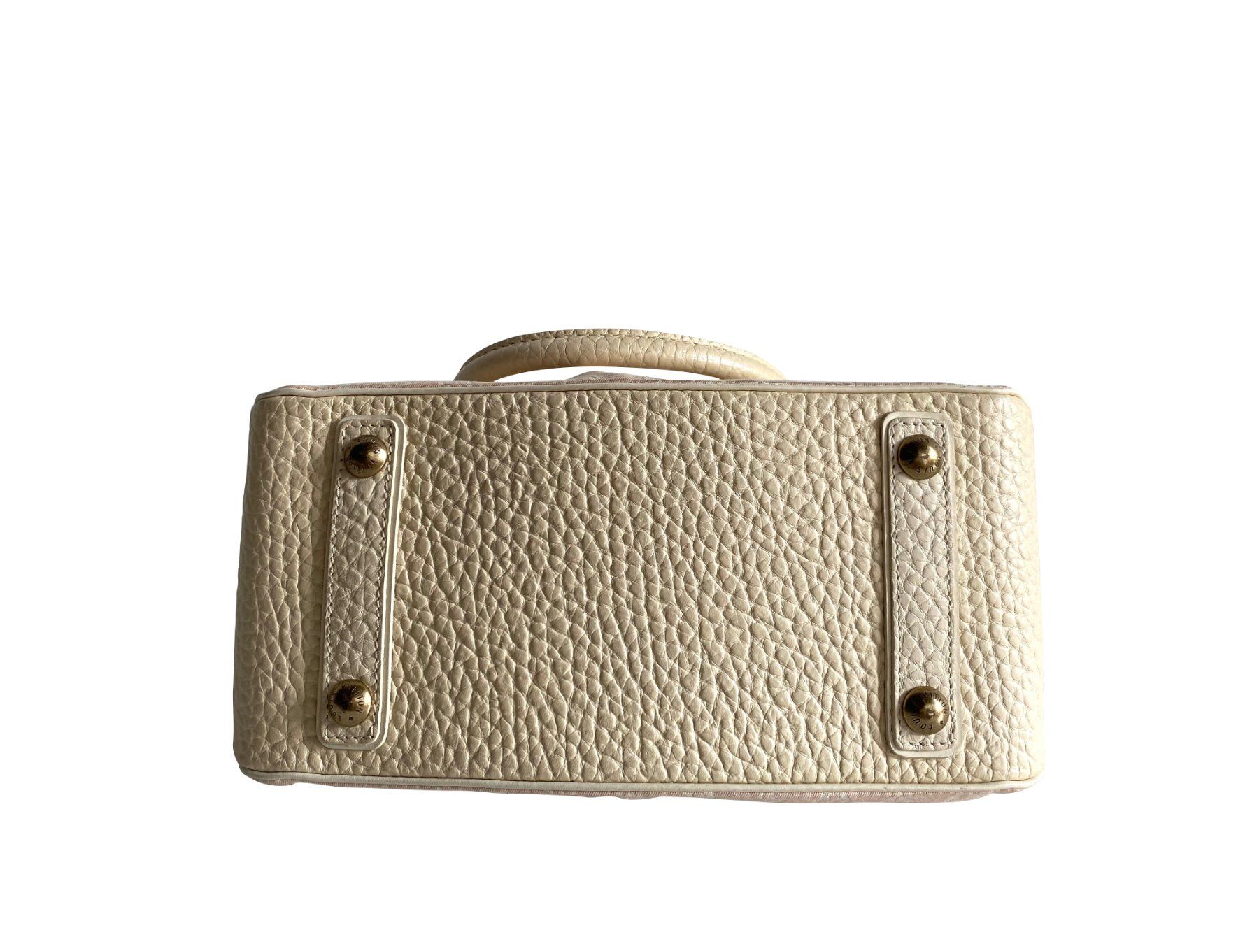 Louis Vuitton Taschen für Damen: LOUIS VUITTON Mini Lin Trapeze PM Sac Tasche – Gebraucht aus Kriens von hannaandkiko 4