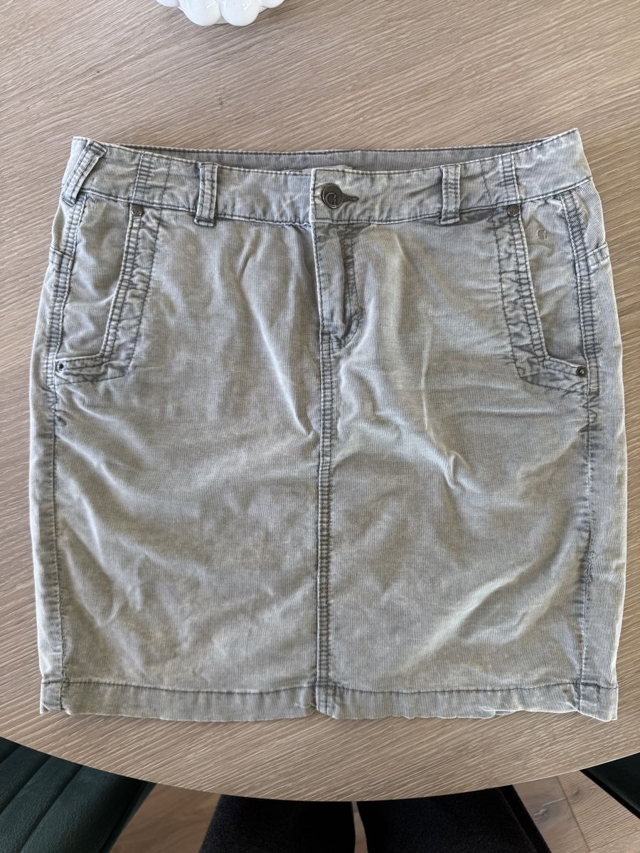 Gonne: Jupe/ Skirt / Rock von Gomma – Usato da Farnern venduto da allthingspreloved 1