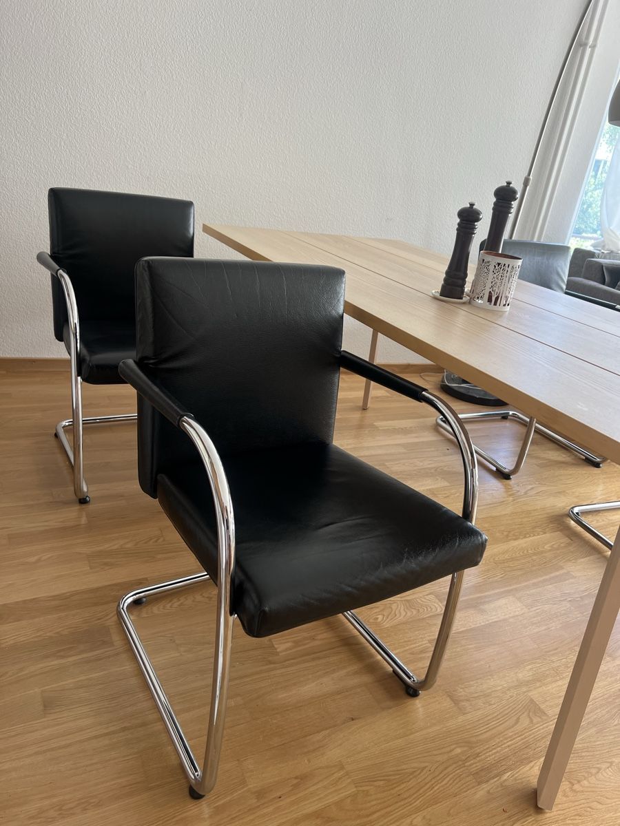 Vitra Sedie: 4x Vitra Visavis Stühle, Schwarz – Usato da Zürich venduto da Juli8050 4