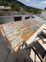Ausziehbarer Gartentisch mit 4 Stühlen 