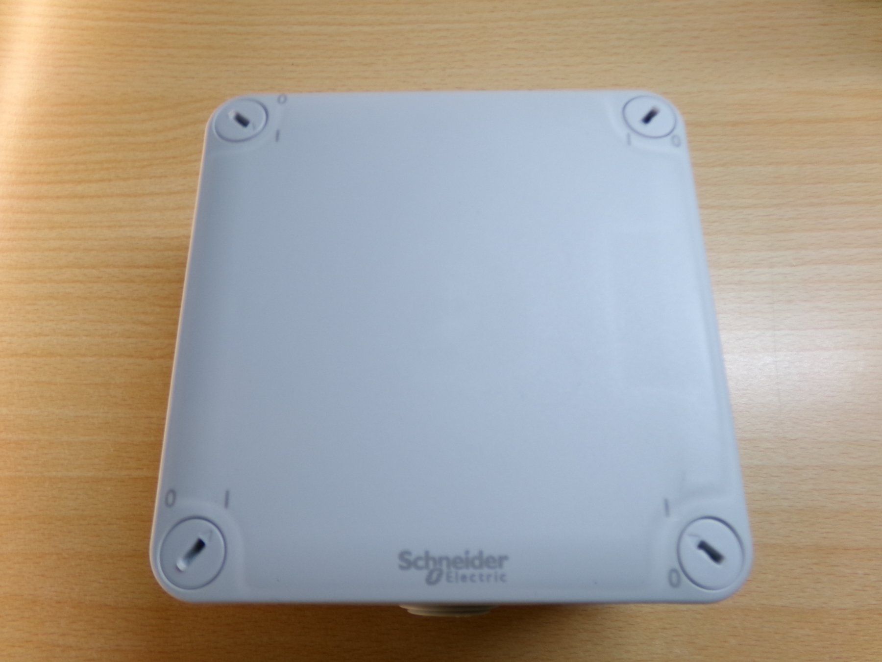 Schneider Alimentazione elettrica: Abzweigdose Schneider ENN05005 – Nuovo (secondo la descrizione) da Hombrechtikon venduto da HGK50