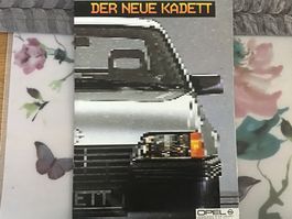 Opel Kadett E Verkaufsprospekt 18 Seiten August 1984