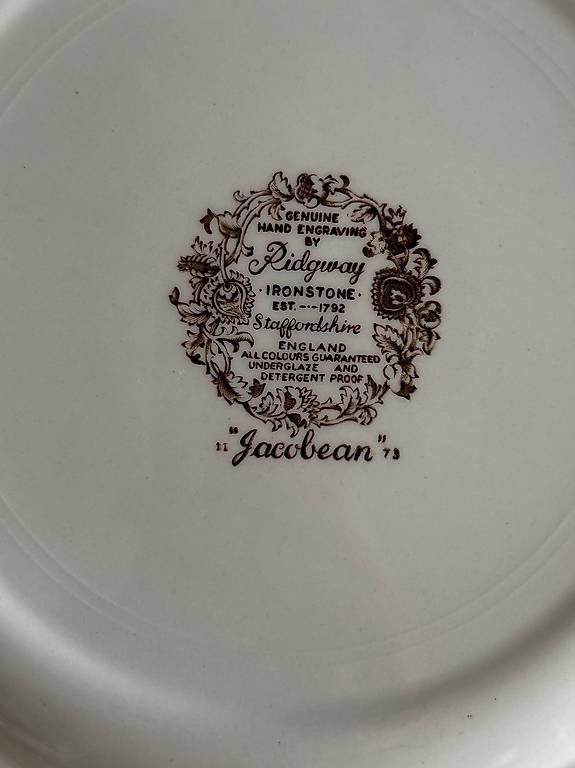 Geschirrsets: Ridgway Ironstone Jacobean England Tellerset 20-teilig – Gebraucht aus Biembach von adi_5ttm