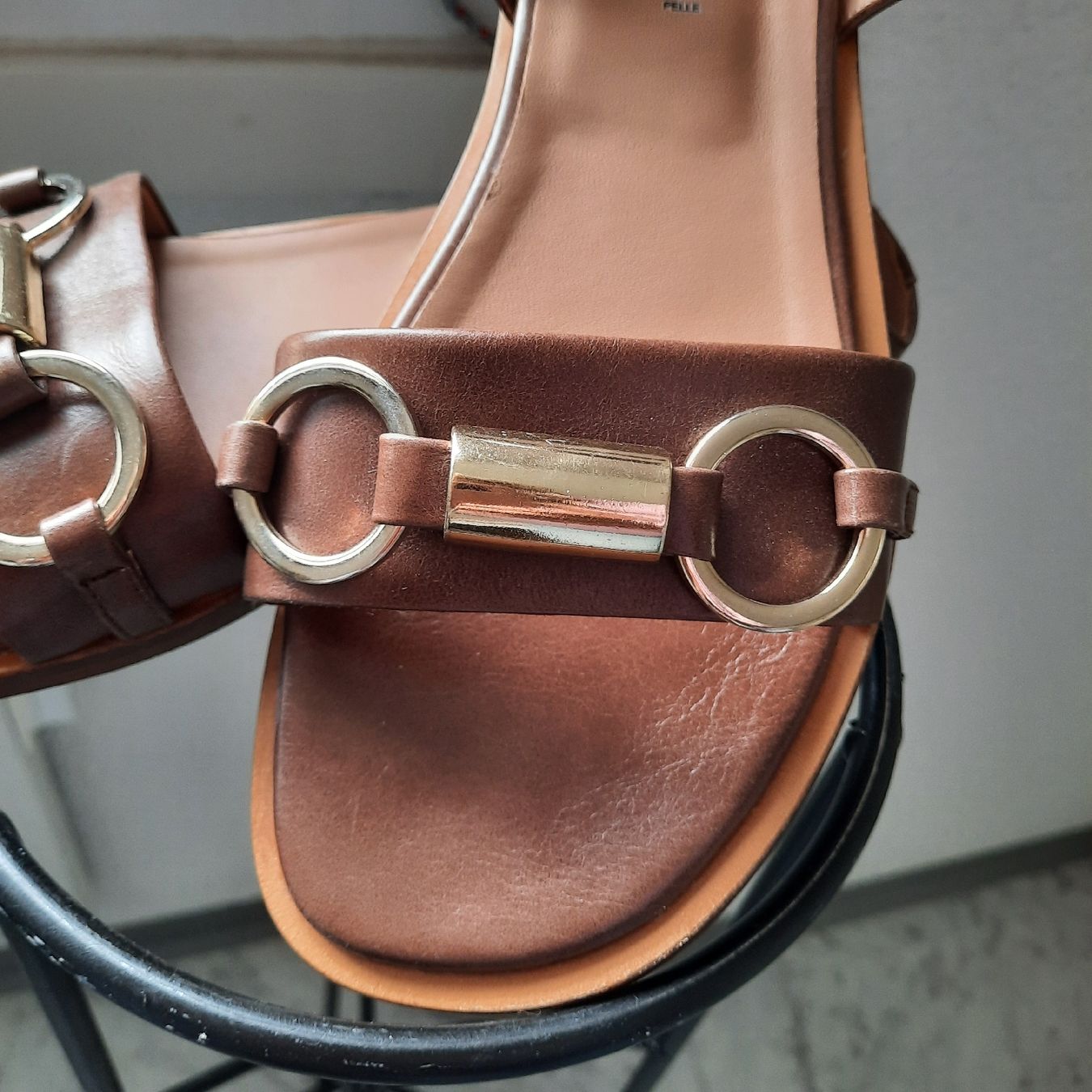Scarpe da donna: CARMENS, TOP LEDERSANDALEN, GR.40 – Usato da Hinwil venduto da Wuschi40 1