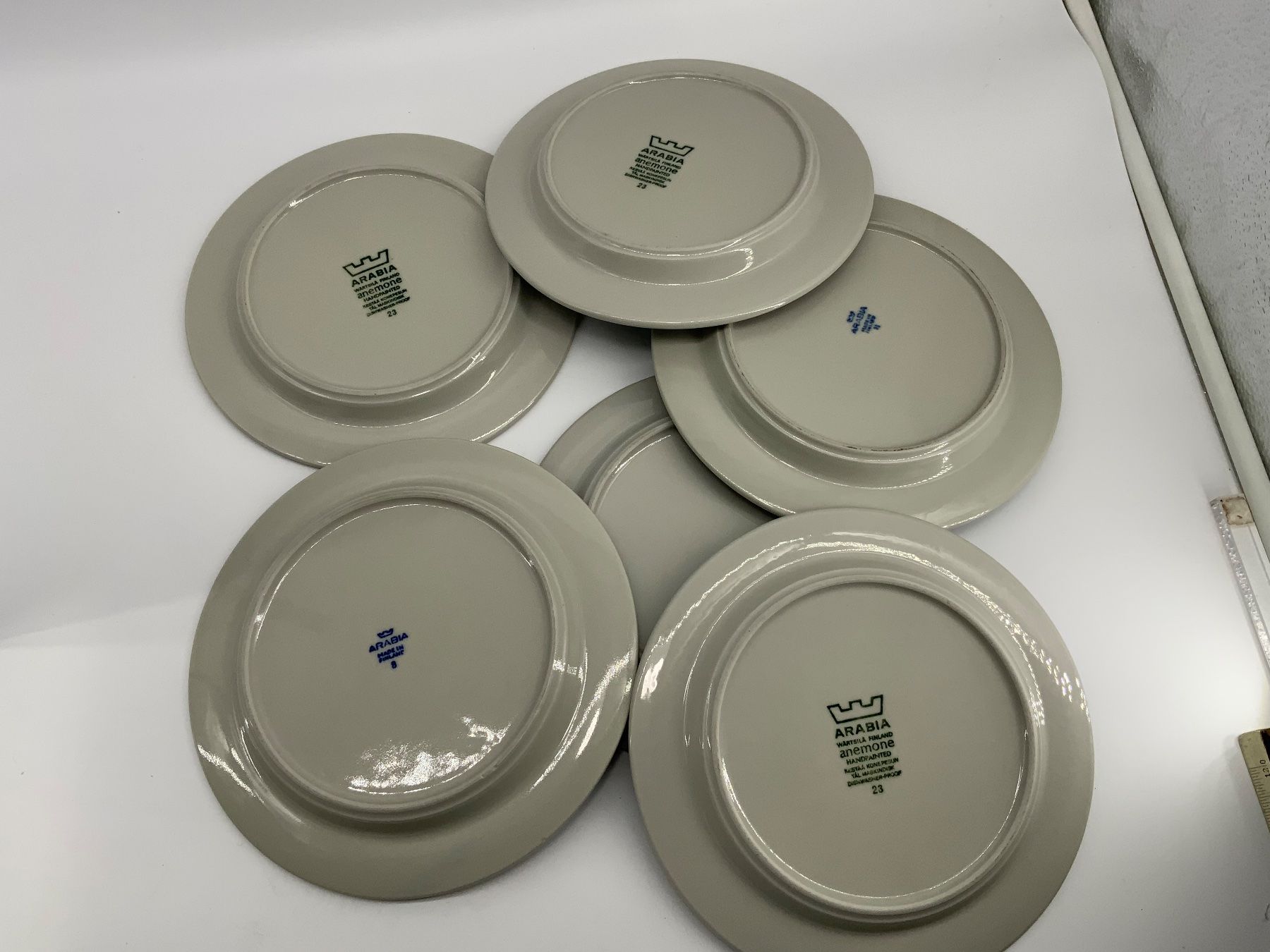 Rörstrand Piatti: 6 Rörstrand Anemonen Teller 20 cm – Usato da Erlach venduto da silvia3235 1