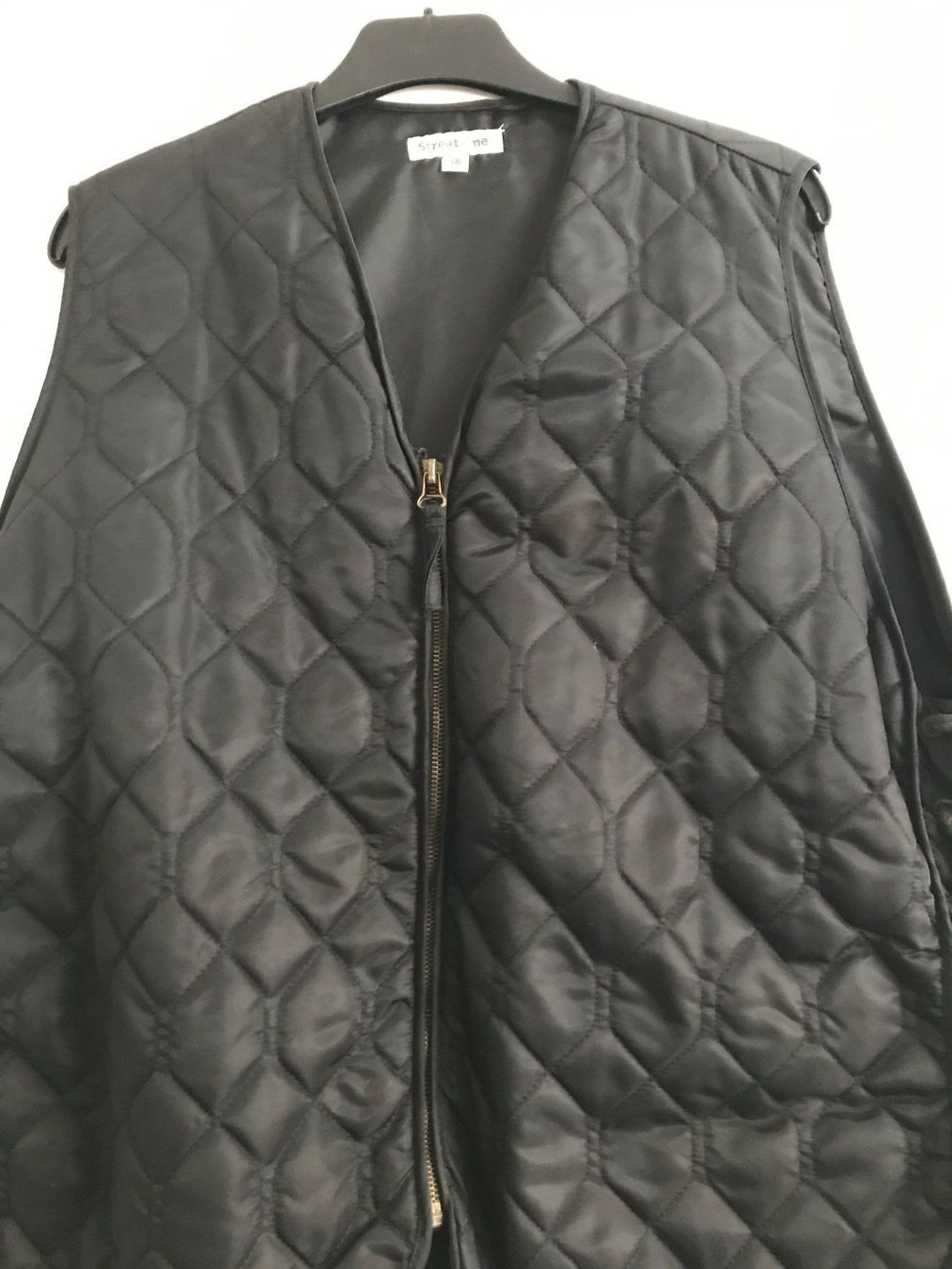 Gilets & Westen: Gilet – Gebraucht aus Zumikon von Uranus88 1