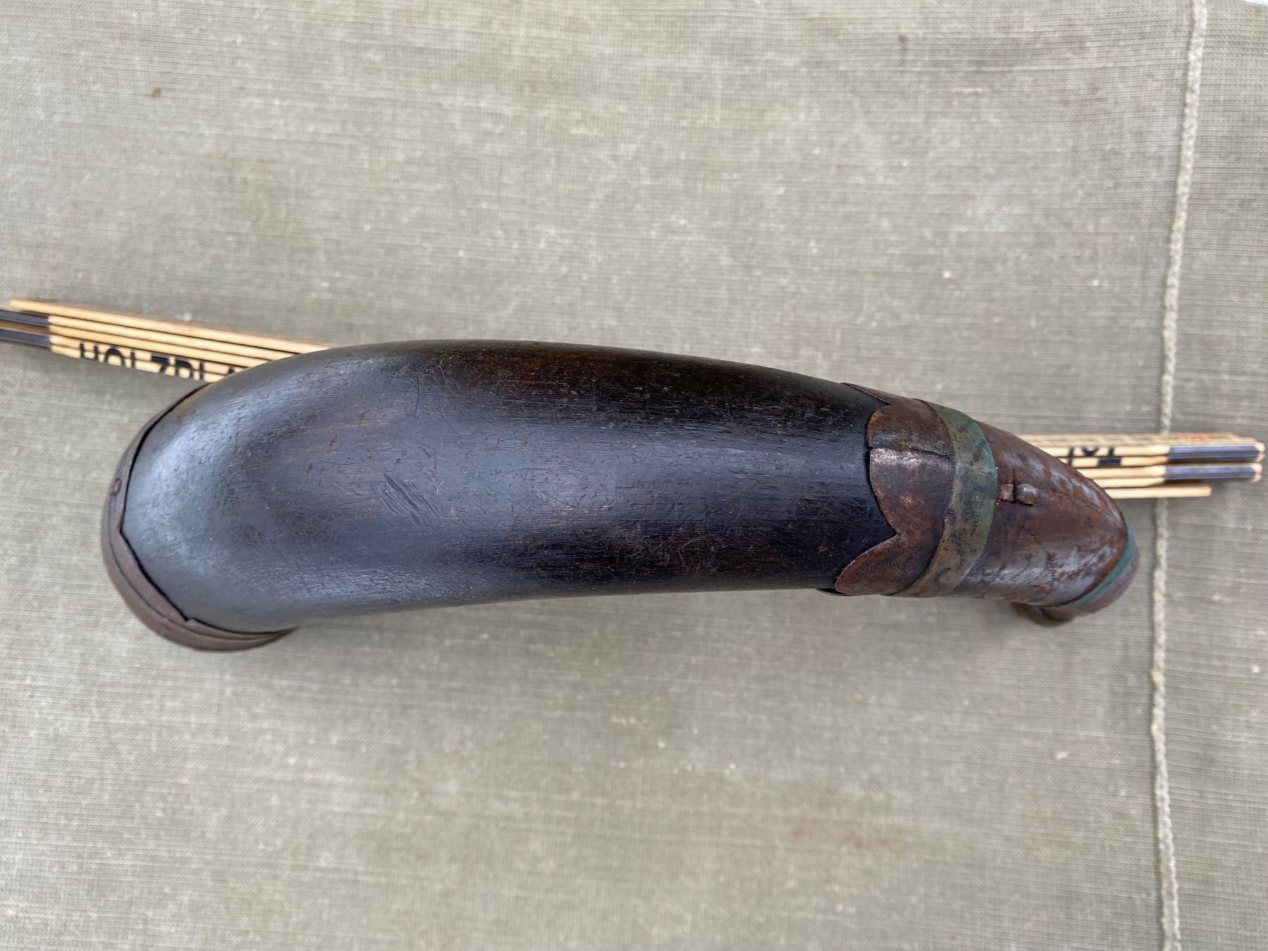 Bottiglie: seltenes antikes Pulverhorn – Usato da Feldbach venduto da Fea1 7
